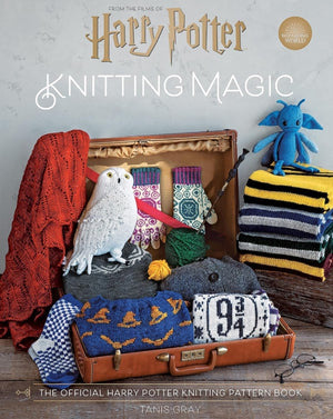 Harry Potter: Knitting Magic, The Official Harry Potter Knitting Pattern Book