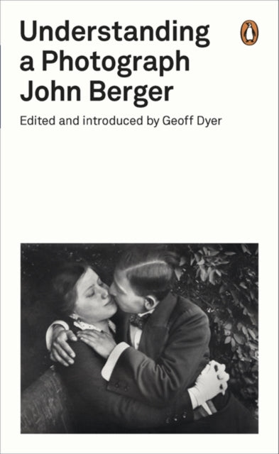 Book cover of: Understanding a Photograph