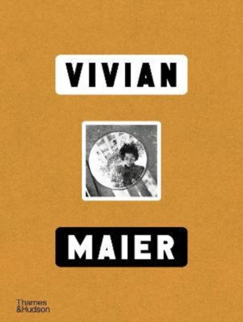 Book cover of: Vivian Maier. By: Christa Blümlinger