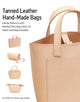 Book cover of: Tanned Leather Hand-Made Bags. By: Yoko Ganaha