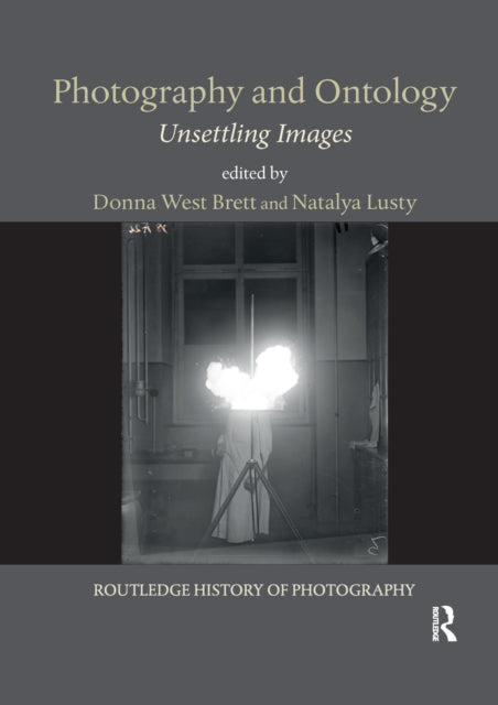 Book cover of: Photography and Ontology. By: Donna West Brett
