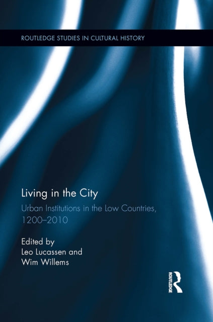 Book cover of: Living in the City. By: Lucassen