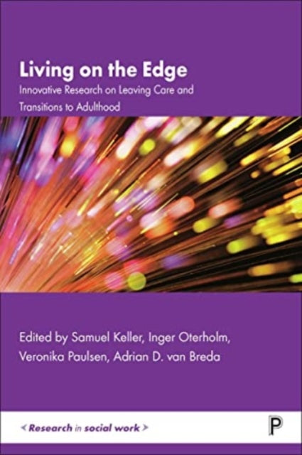 Book cover of: Living on the Edge. By: Sue Bond