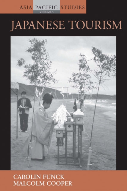 Book cover of: Japanese Tourism. By: Carolin Funck