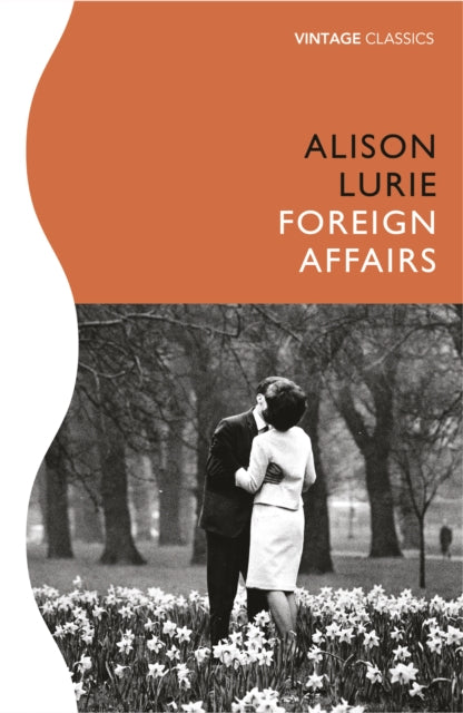 Book cover of: Foreign Affairs. By: Alison Lurie